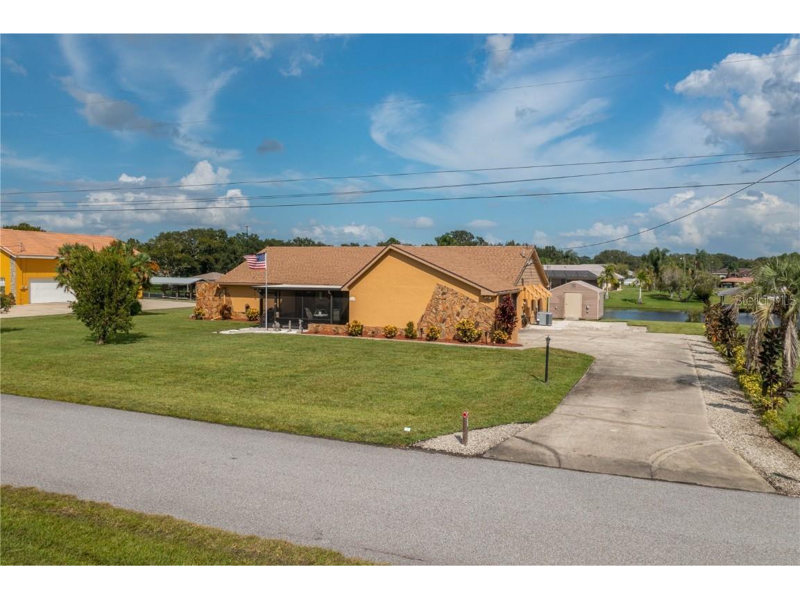  Lake Wales FL 33898 - LAKE WALK IN WATER P4927472 image1