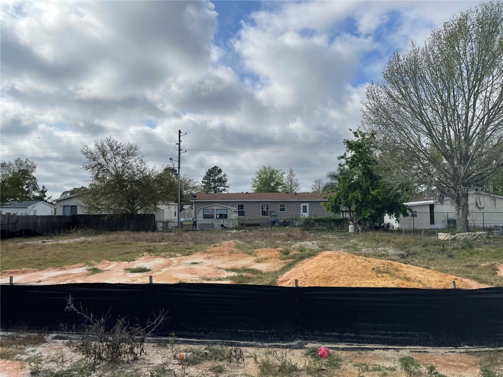 Lakeview Drive Leesburg FL 34788 O6094864 image1