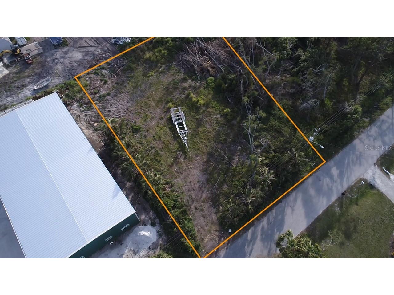 Langsner Englewood FL 34223 D6129048 image1