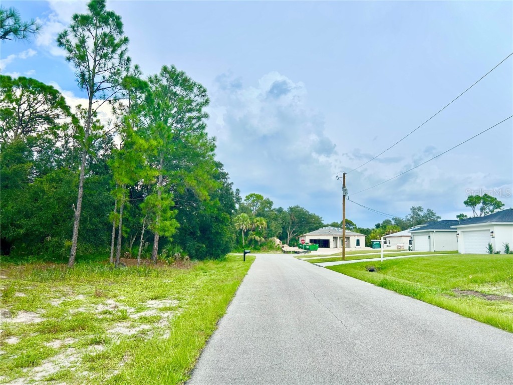 Las Almanos Avenue North Port FL 34288 C7513750 image4