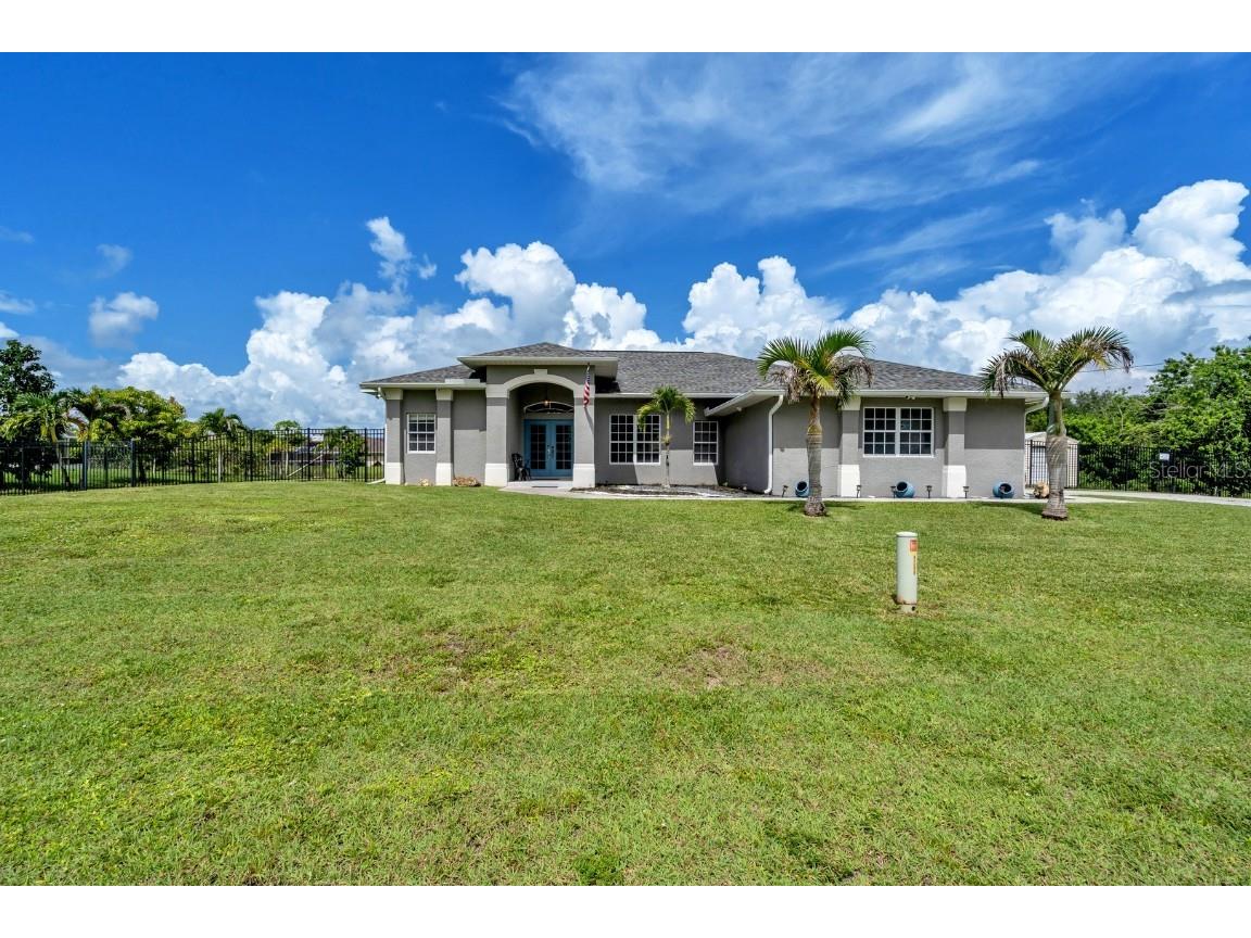  Lehigh Acres FL 33974 C7490738 image1