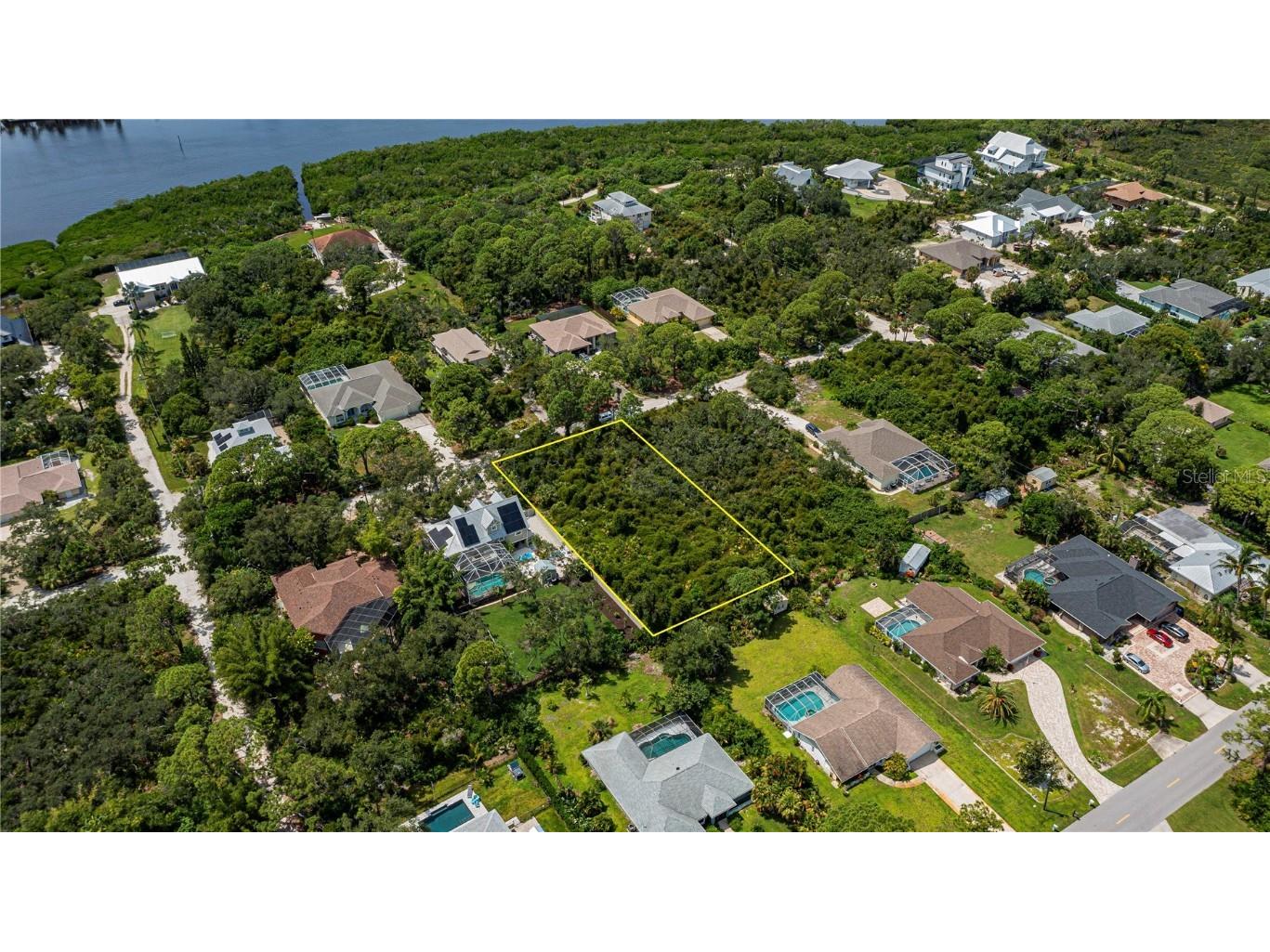 Lemon Avenue Englewood FL 34223 N6134579 image1