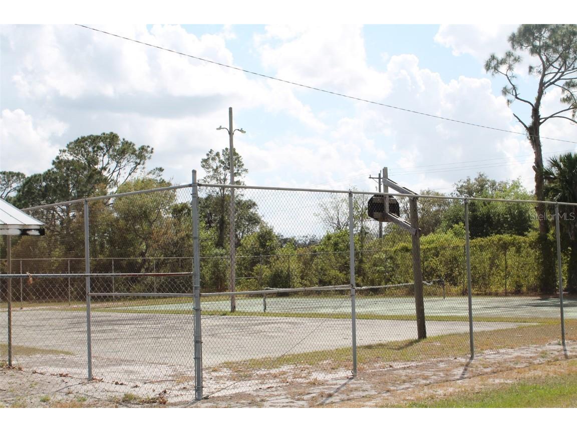 Lemon Drive Lake Wales FL 33898 - LAKE WALK IN WATER P4934256 image11