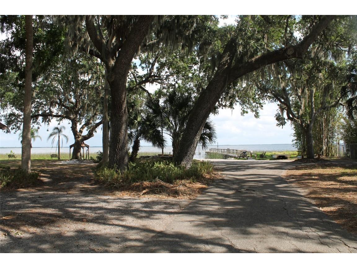 Lemon Drive Lake Wales FL 33898 - LAKE WALK IN WATER P4934256 image17