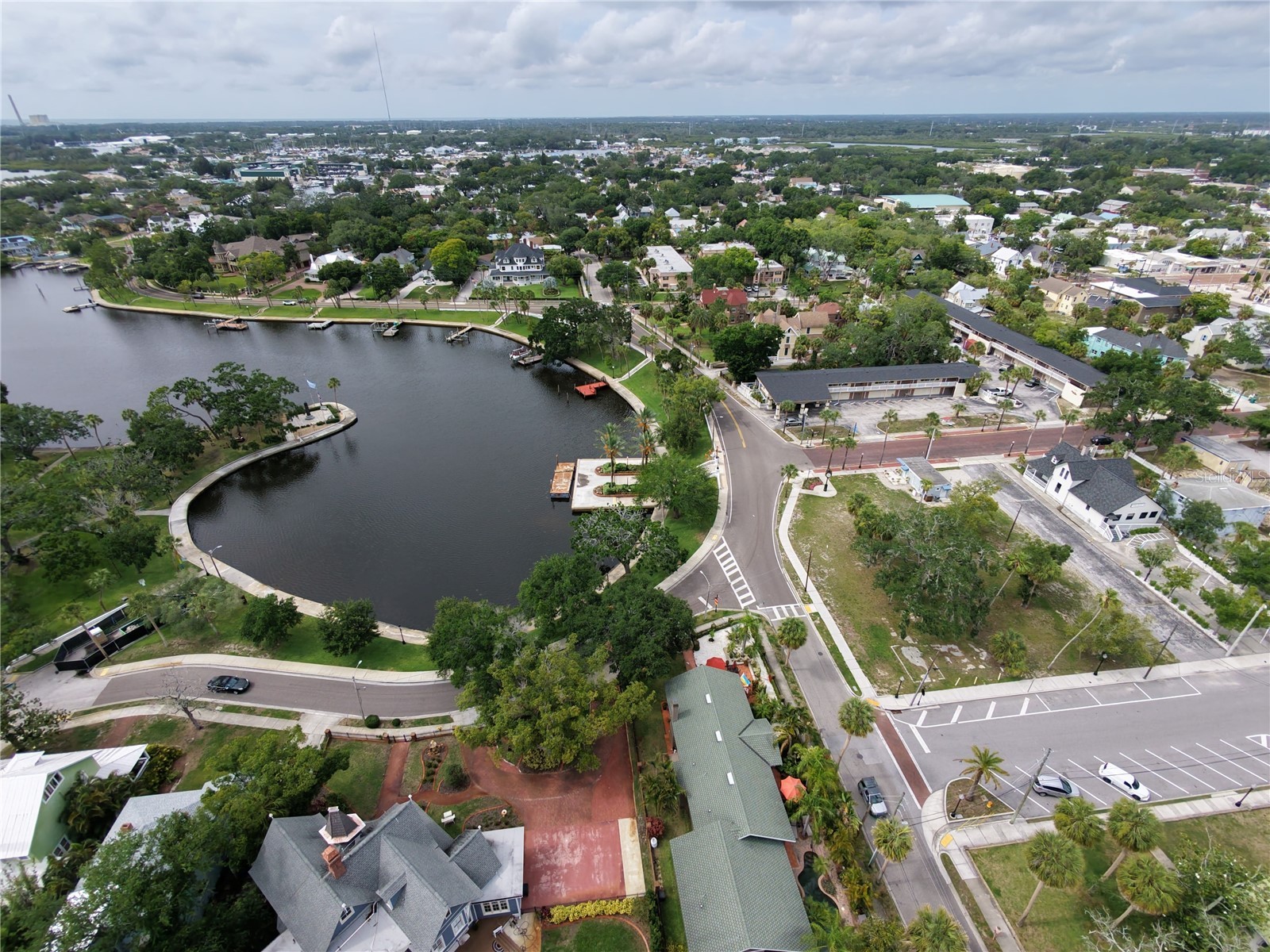 Lemon Street Tarpon Springs FL 34689 TB8514459 image4