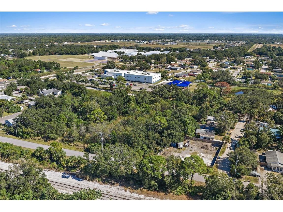 Leonard Reid Avenue Sarasota FL 34234 A4672595 image1