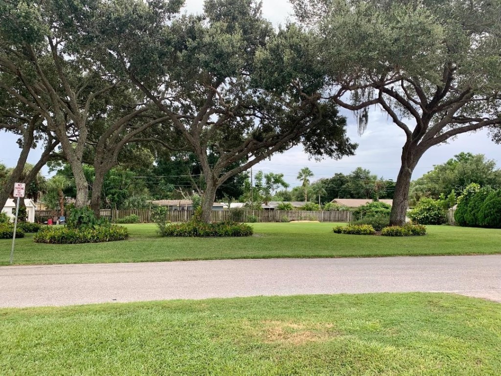 Lexington Street Sarasota FL 34231 A4512163 image1