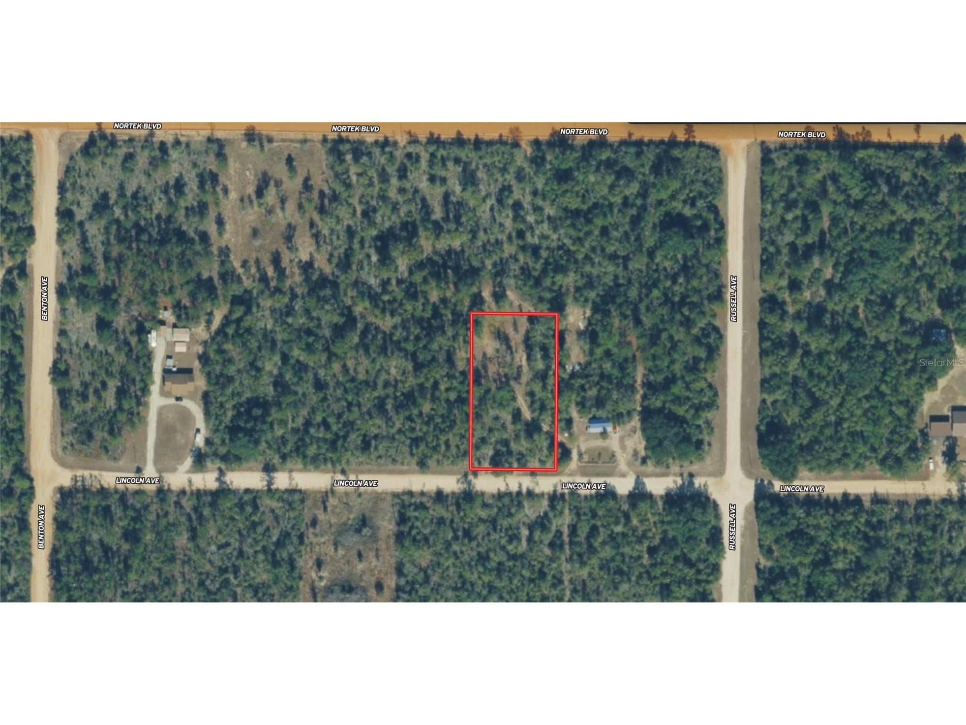 Lincoln Avenue Alford FL 32420 TB8525919 image1