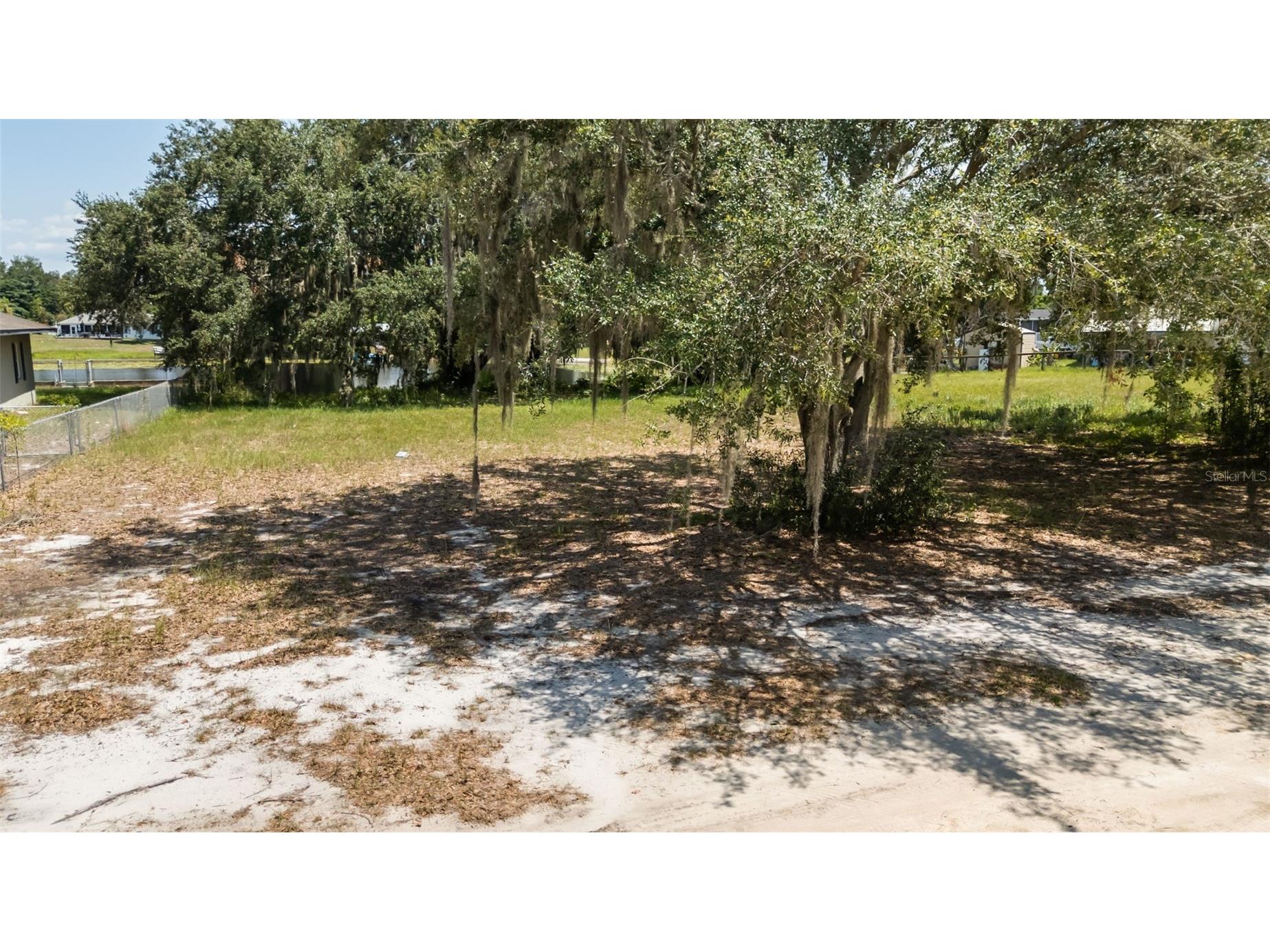 Linda Drive Leesburg FL 34788 G5114122 image14