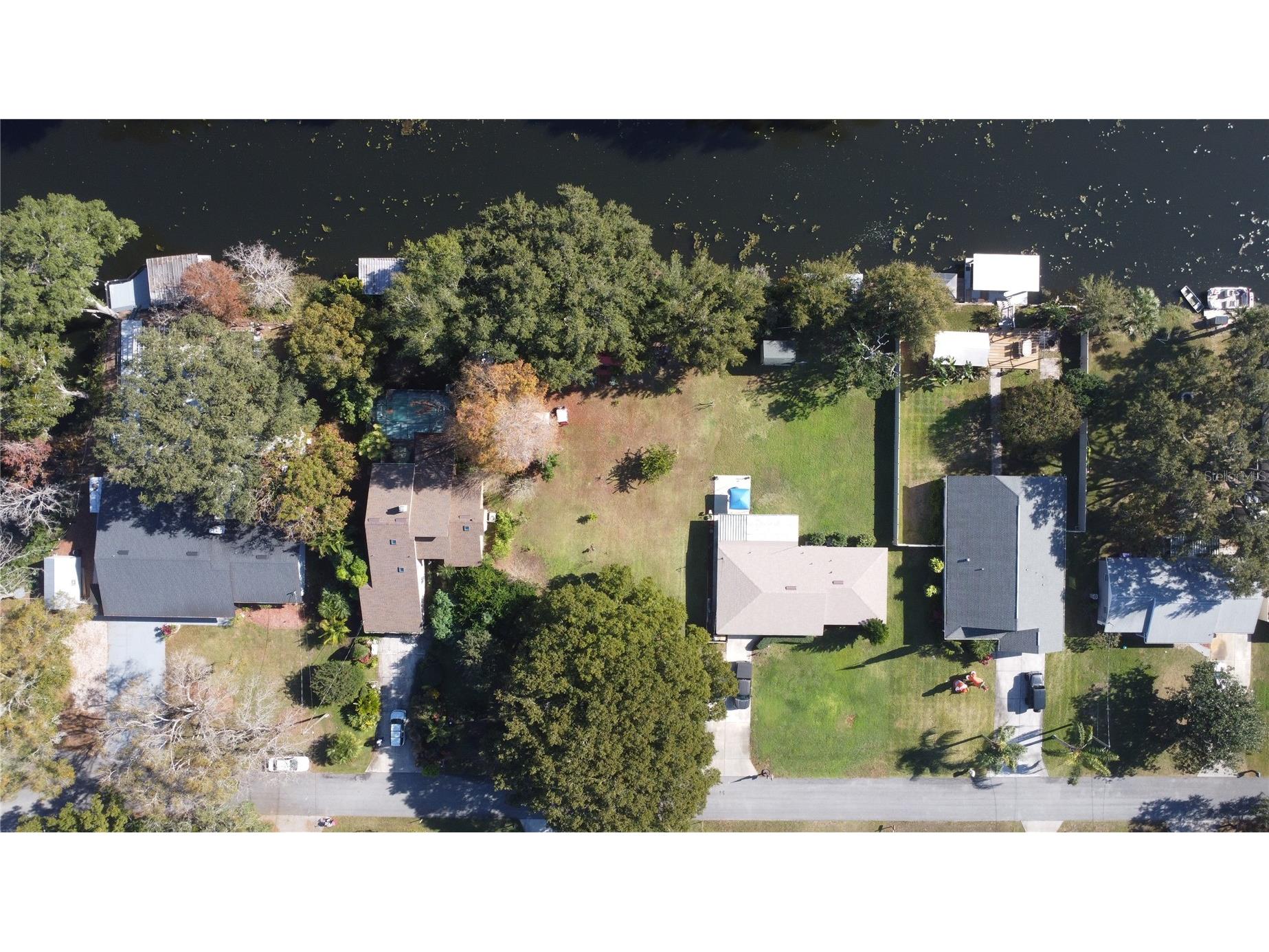 Lisa Drive Tavares FL 32778 TB8458493 image1