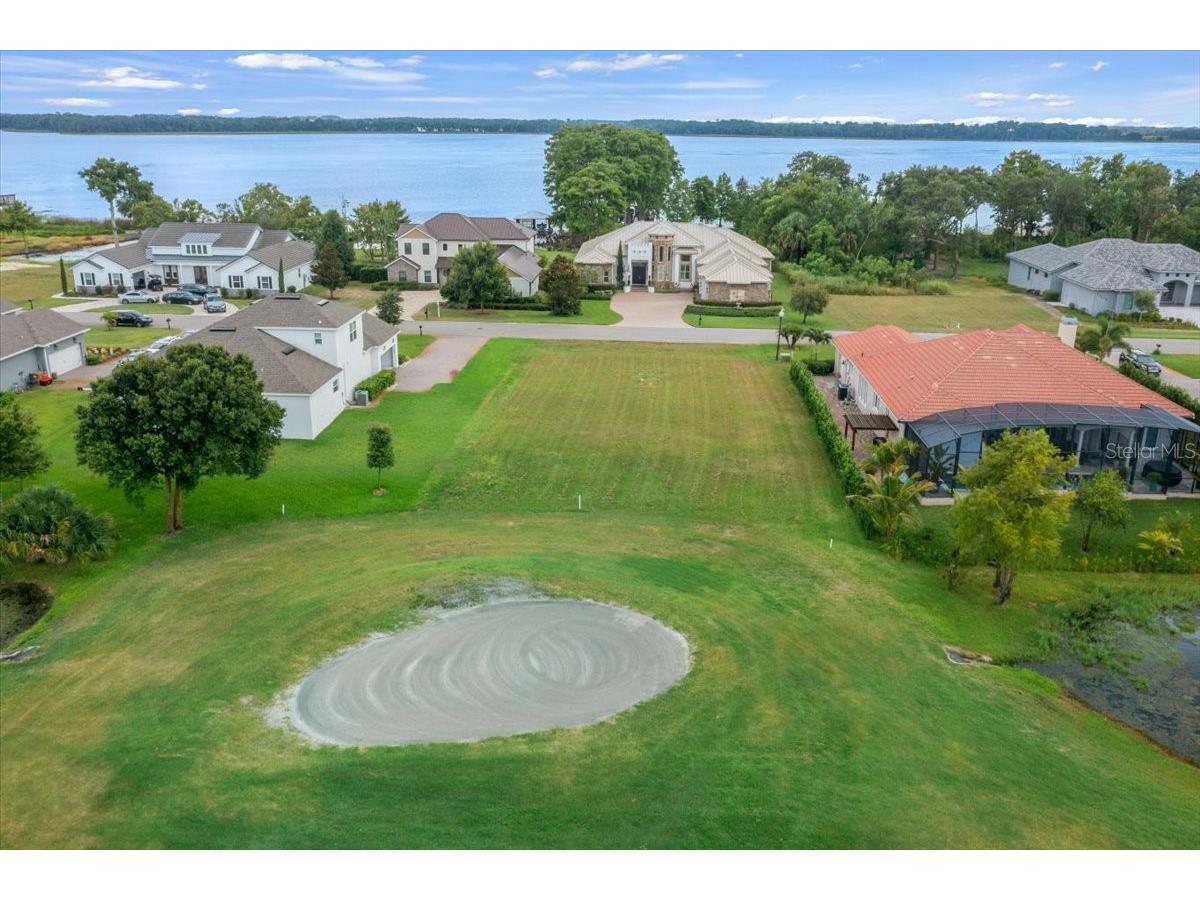 Live Oak Drive Tavares FL 32778 OM706218 image8