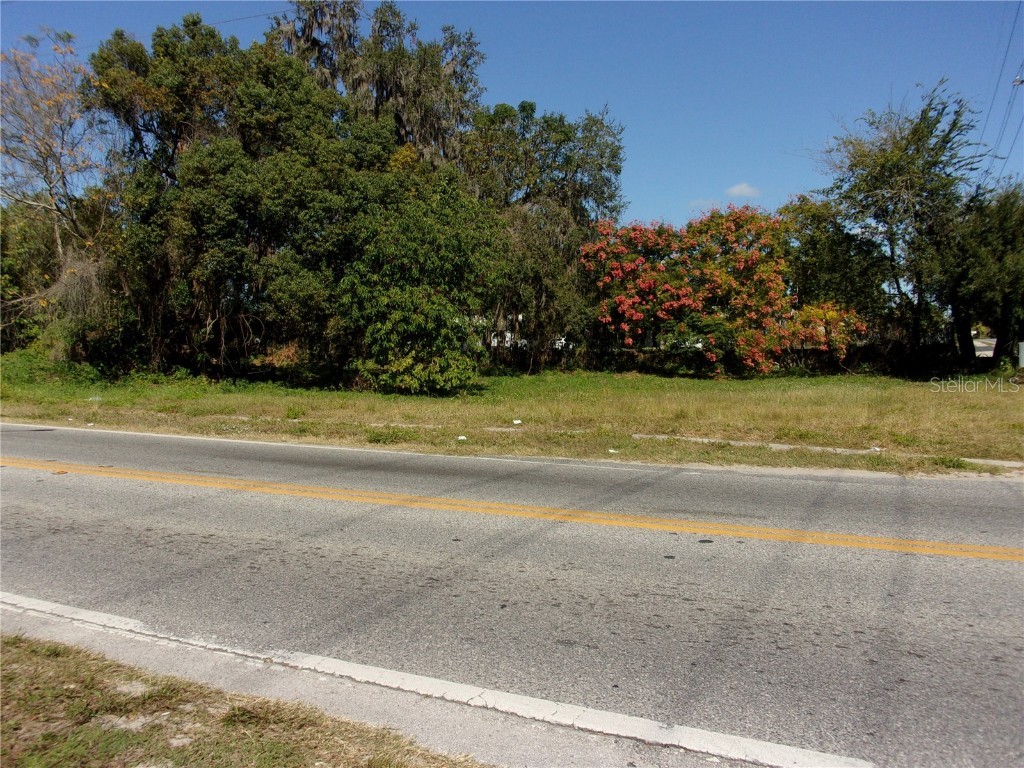 Lock St Dade City FL 33523 T3410194 image1