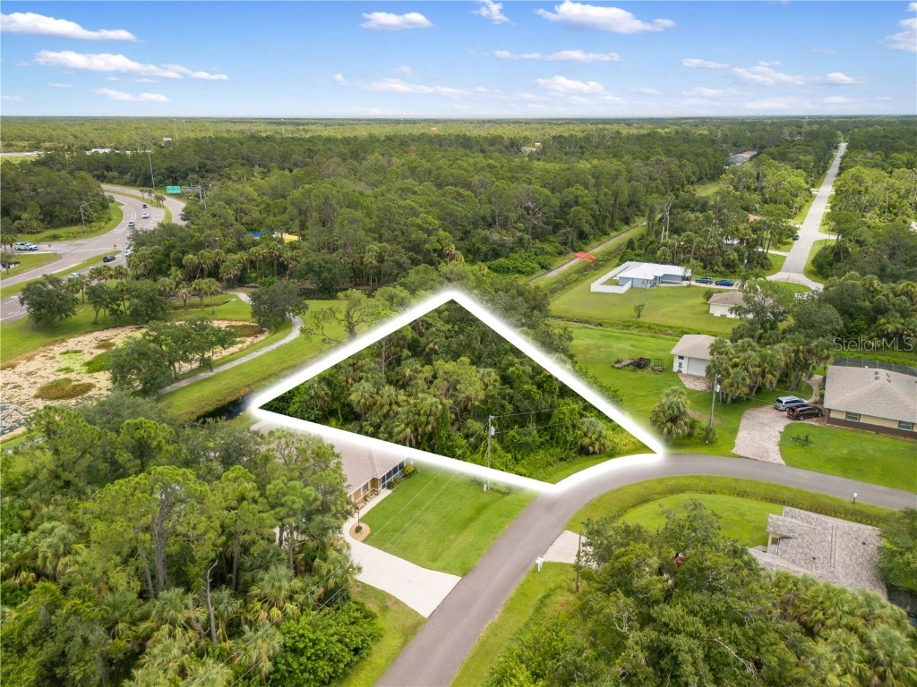Lorri Circle North Port FL 34286 A4662162 image5