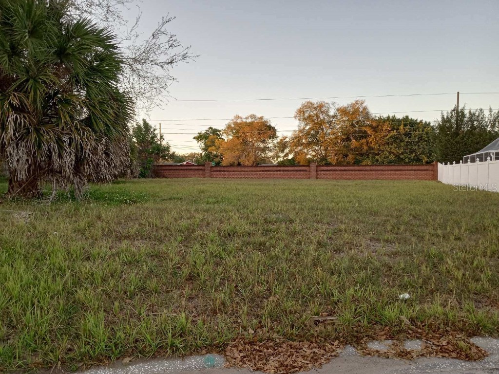 Luce Drive W Clearwater FL 33761 U8190010 image1