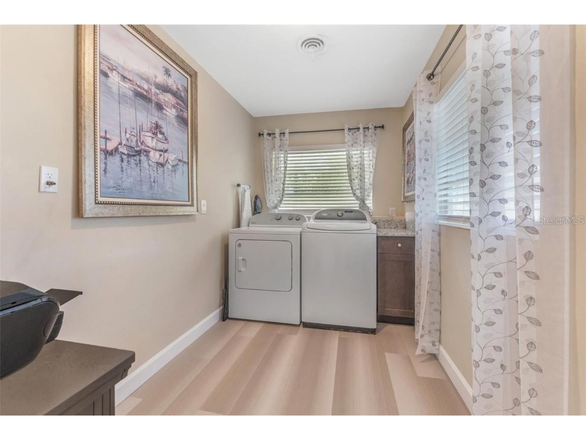  Lakeland FL 33803 TB8402972 image17