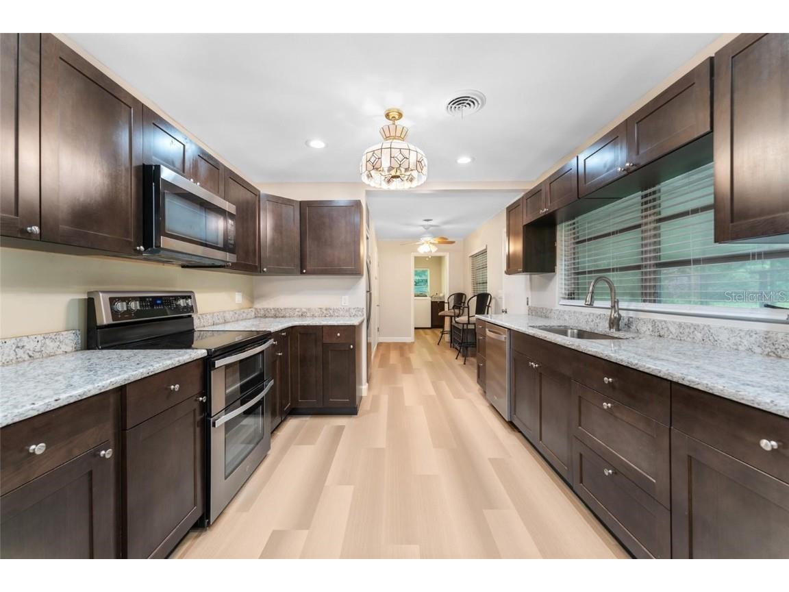  Lakeland FL 33803 TB8402972 image4