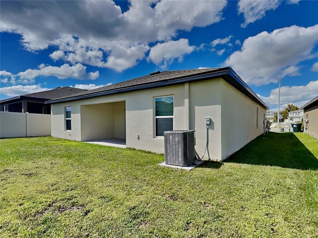  Lakeland FL 33811 TB8440098 image17