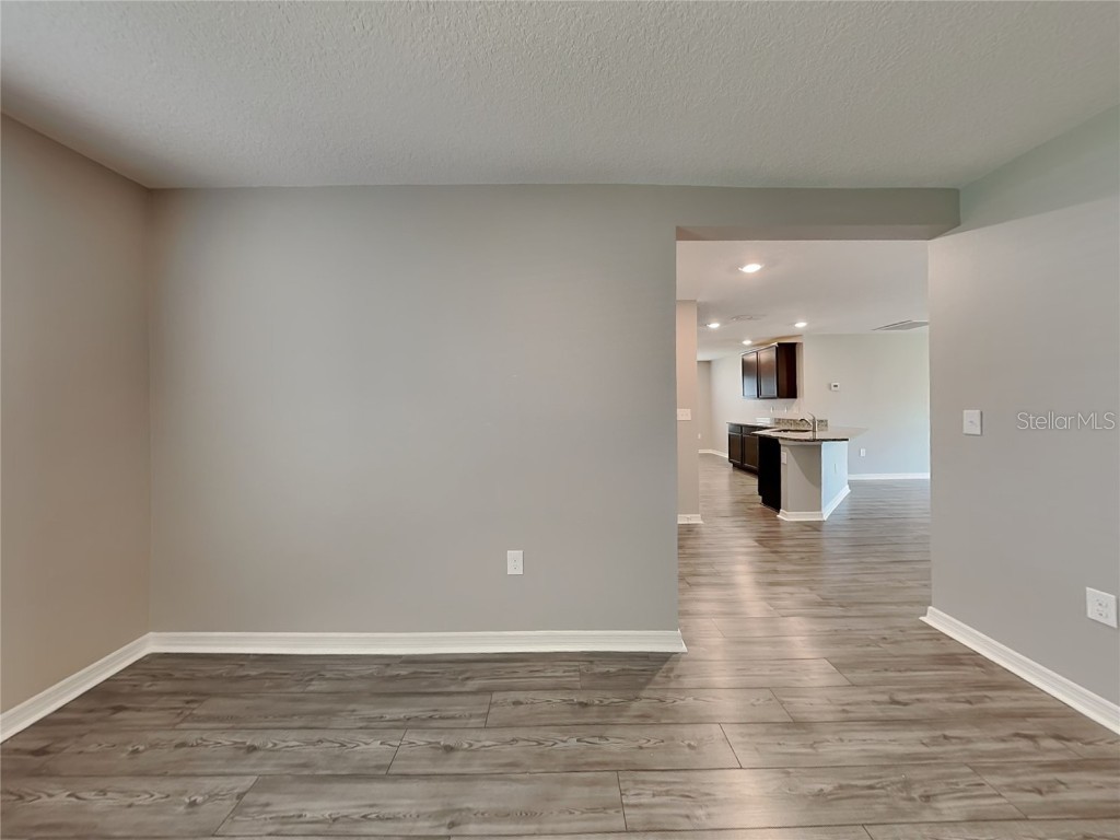  Lakeland FL 33811 TB8440098 image4