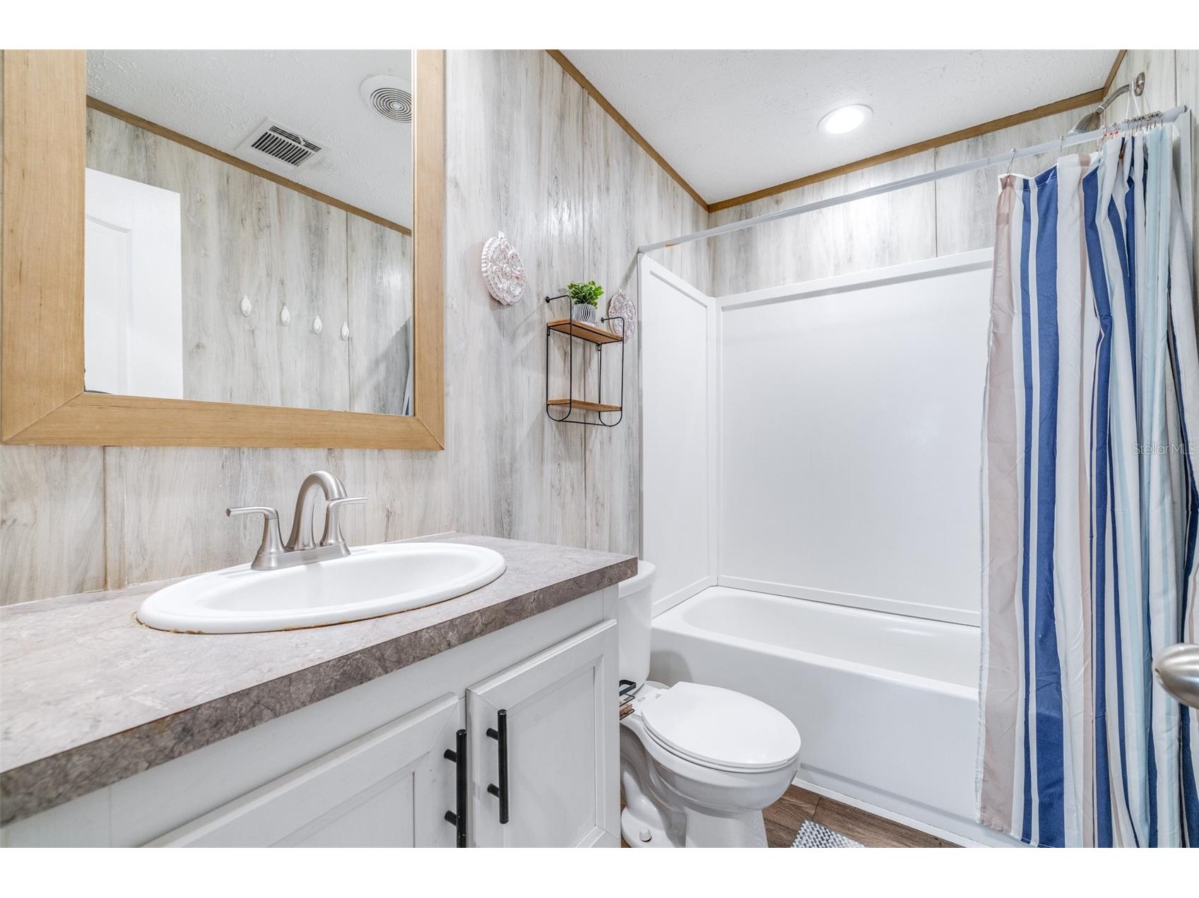 1012 Snowdown E Lakeland FL 33815 TB8507279 image15