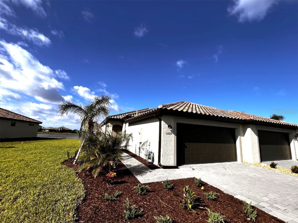  Lakewood Ranch FL 34211 J982519 image1