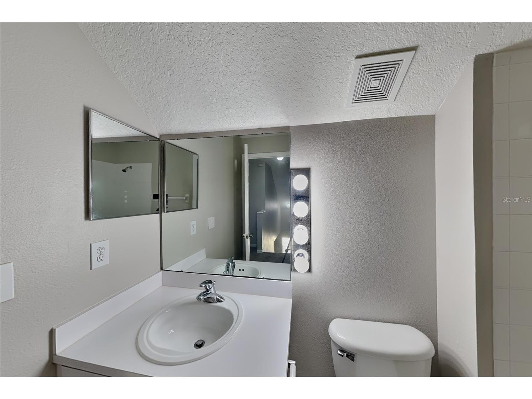  Lutz FL 33559 O6419511 image16