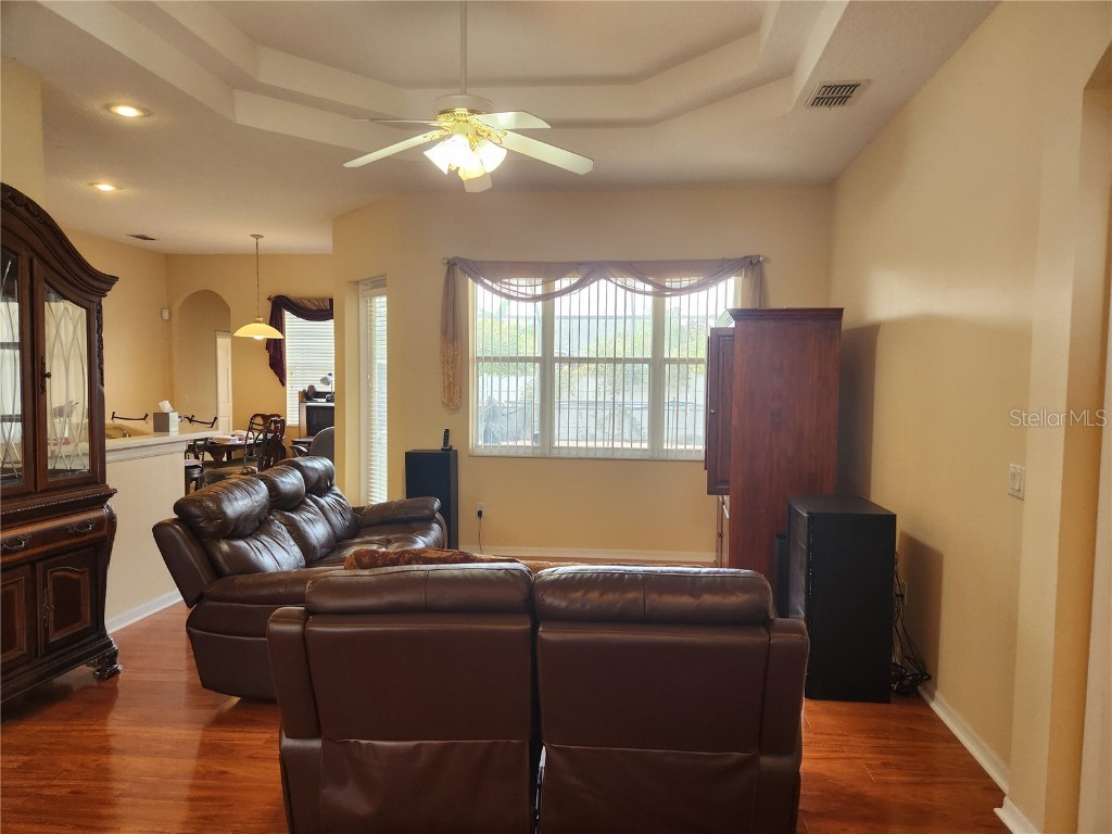  Lutz FL 33559 TB8323115 image3