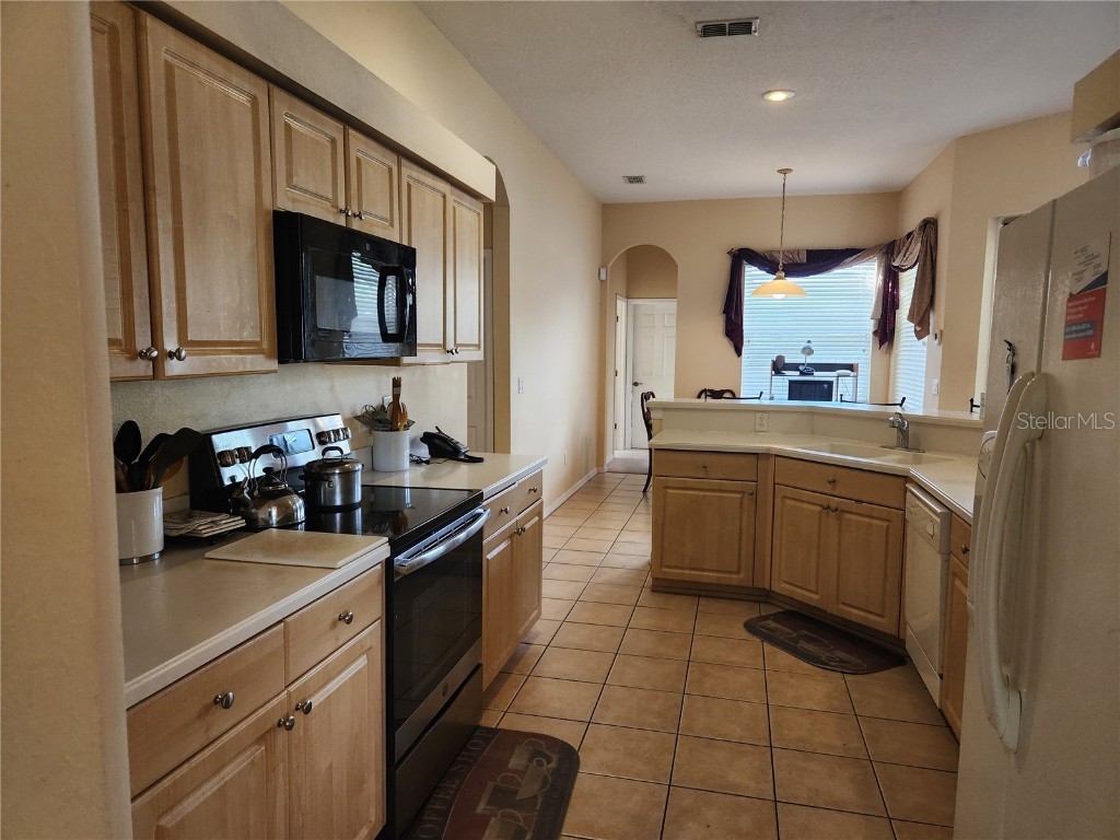  Lutz FL 33559 TB8323115 image5