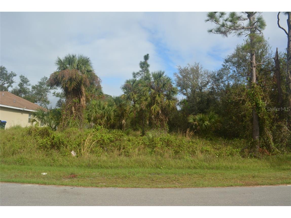 Maddock Circle North Port FL 34286 A4629340 image1