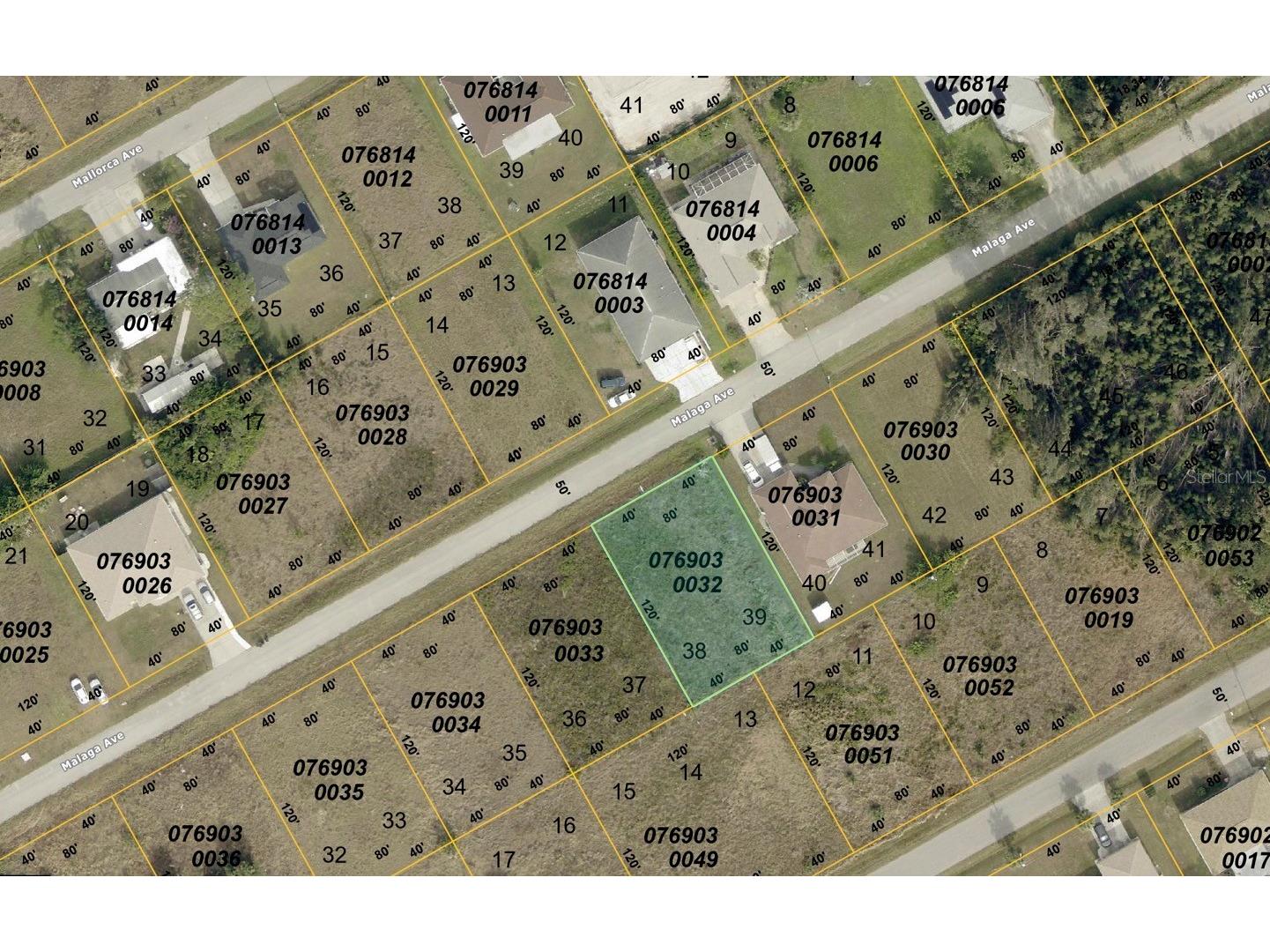 Malaga Avenue North Port FL 34287 A4684293 image1