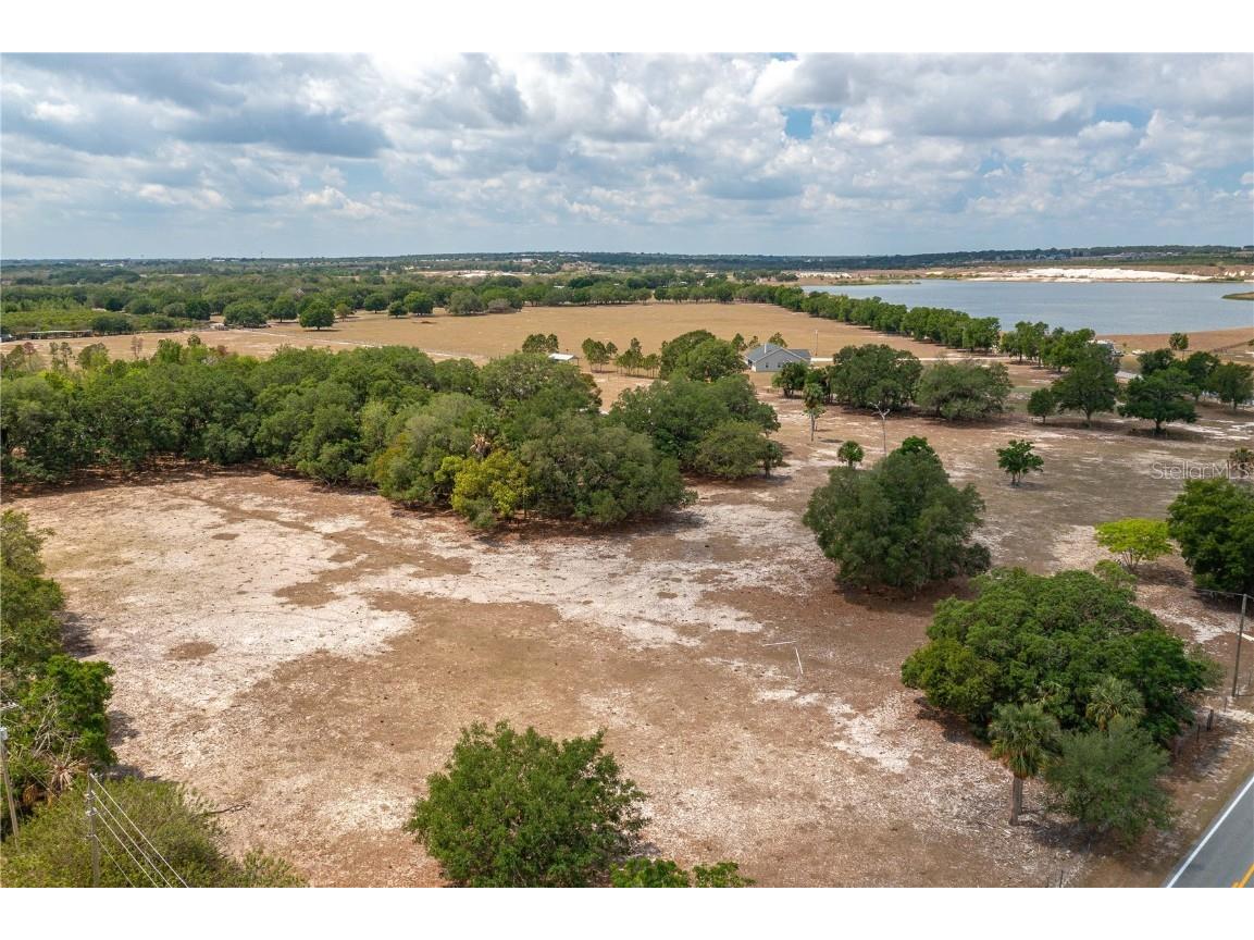 Mammoth Grove Road Lake Wales FL 33898 P4925363 image1