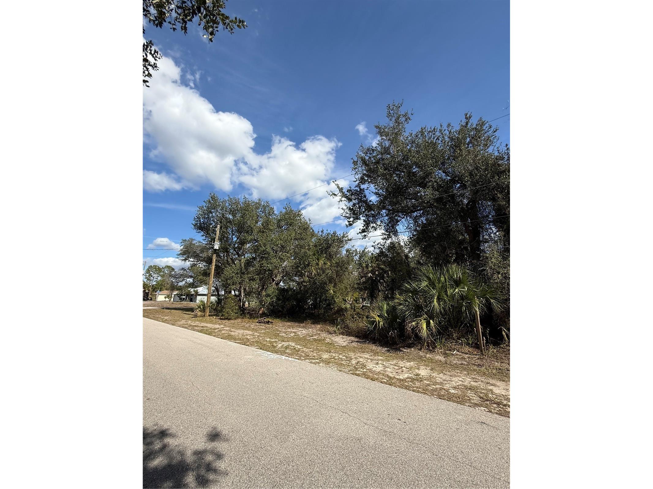 Maukbach Terrace North Port FL 34286 A4678339 image2