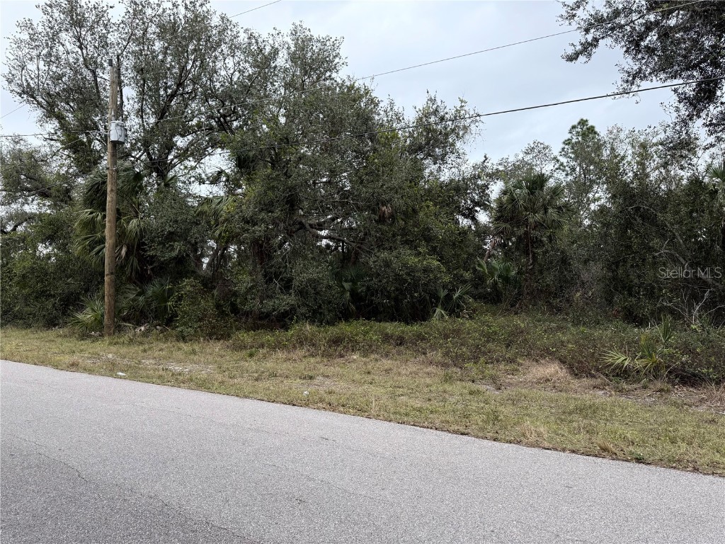 Maurbach Terrace North Port FL 34286 C7502557 image1