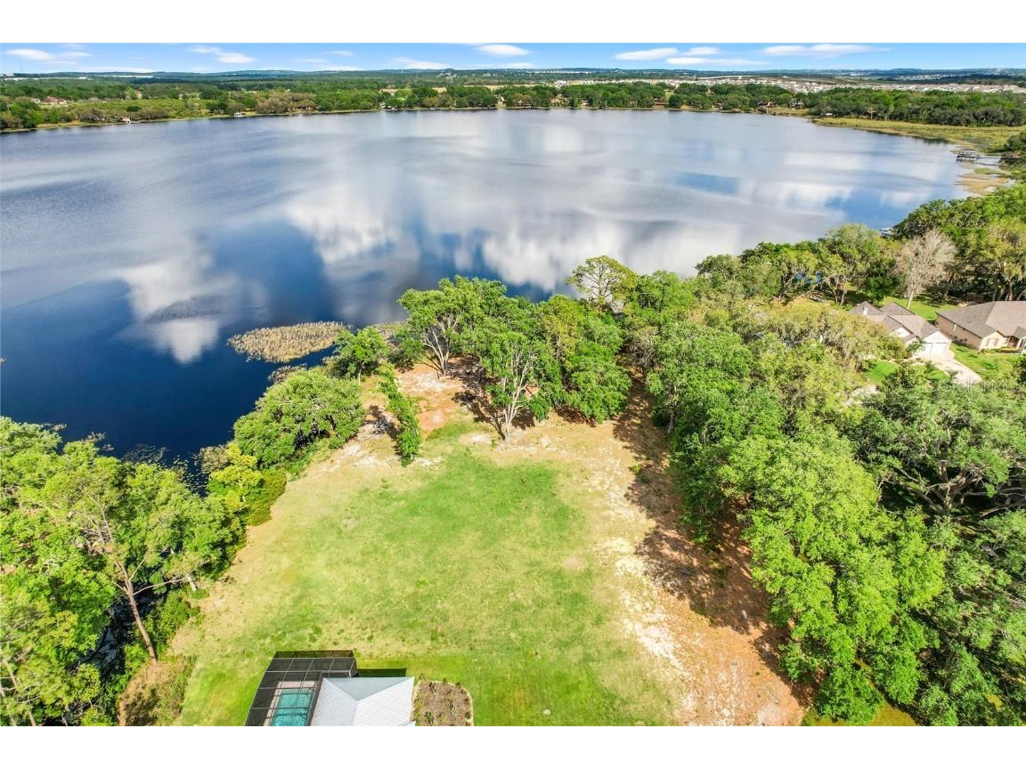 Middle Street Groveland FL 34736 - LAKE EMMA O6298641 image1