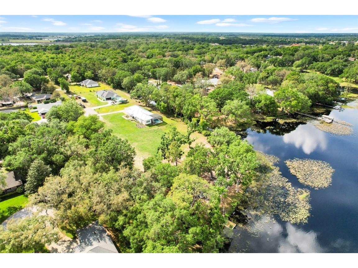Middle Street Groveland FL 34736 - LAKE EMMA O6298641 image9
