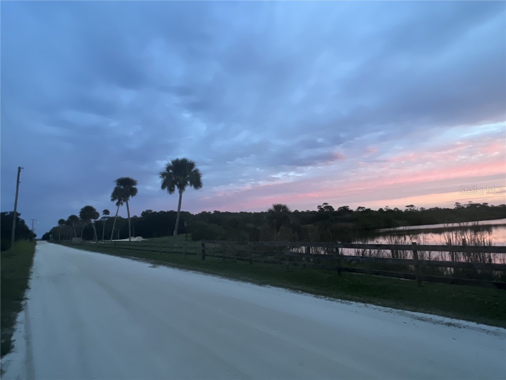  Mims FL 32754 OM670793 image1