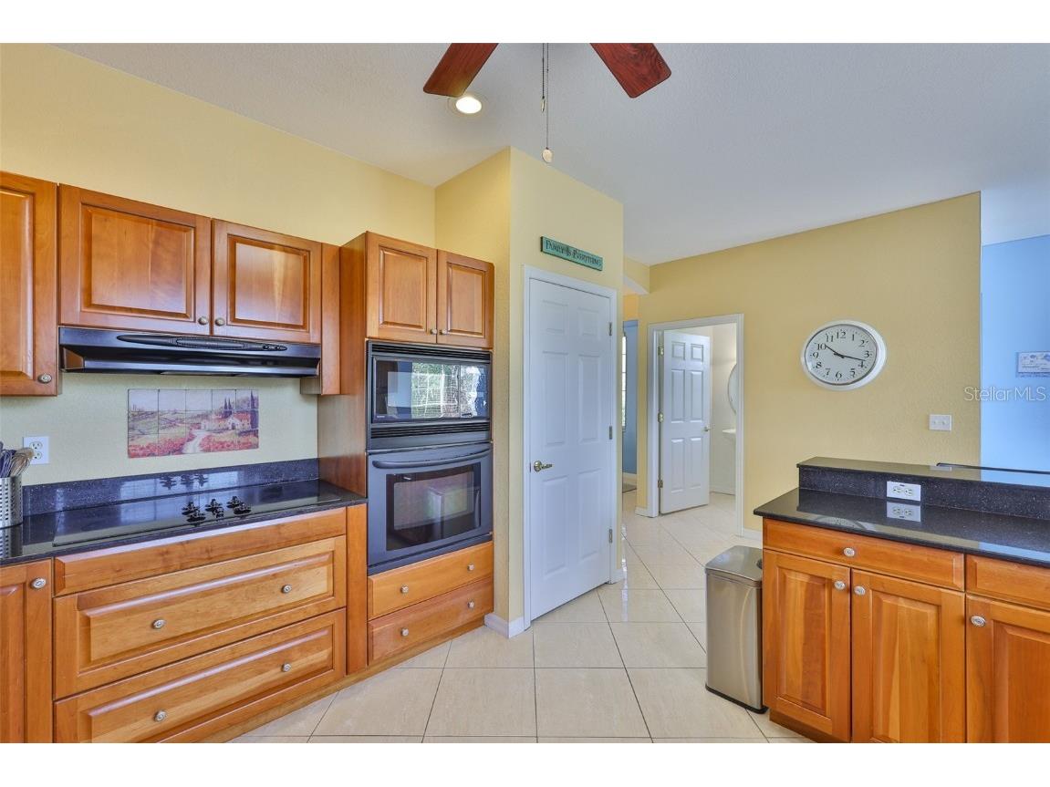  Madeira Beach FL 33708 TB8390970 image17