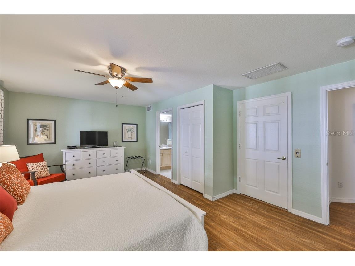  Madeira Beach FL 33708 TB8390970 image23