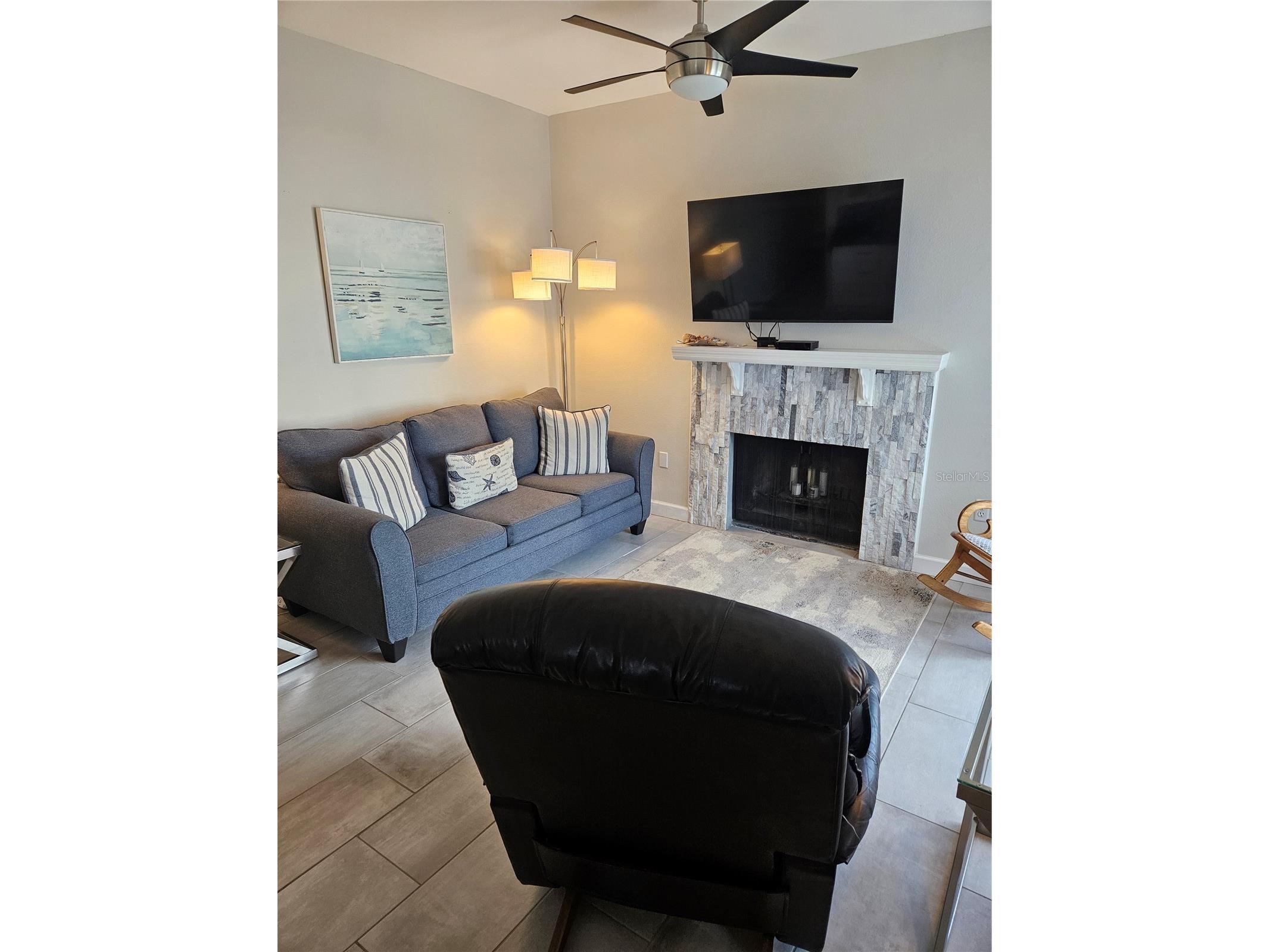 179 Medallion Boulevard #E Madeira Beach FL 33708 - BOCA CIEGA BAY TB8460556 image2