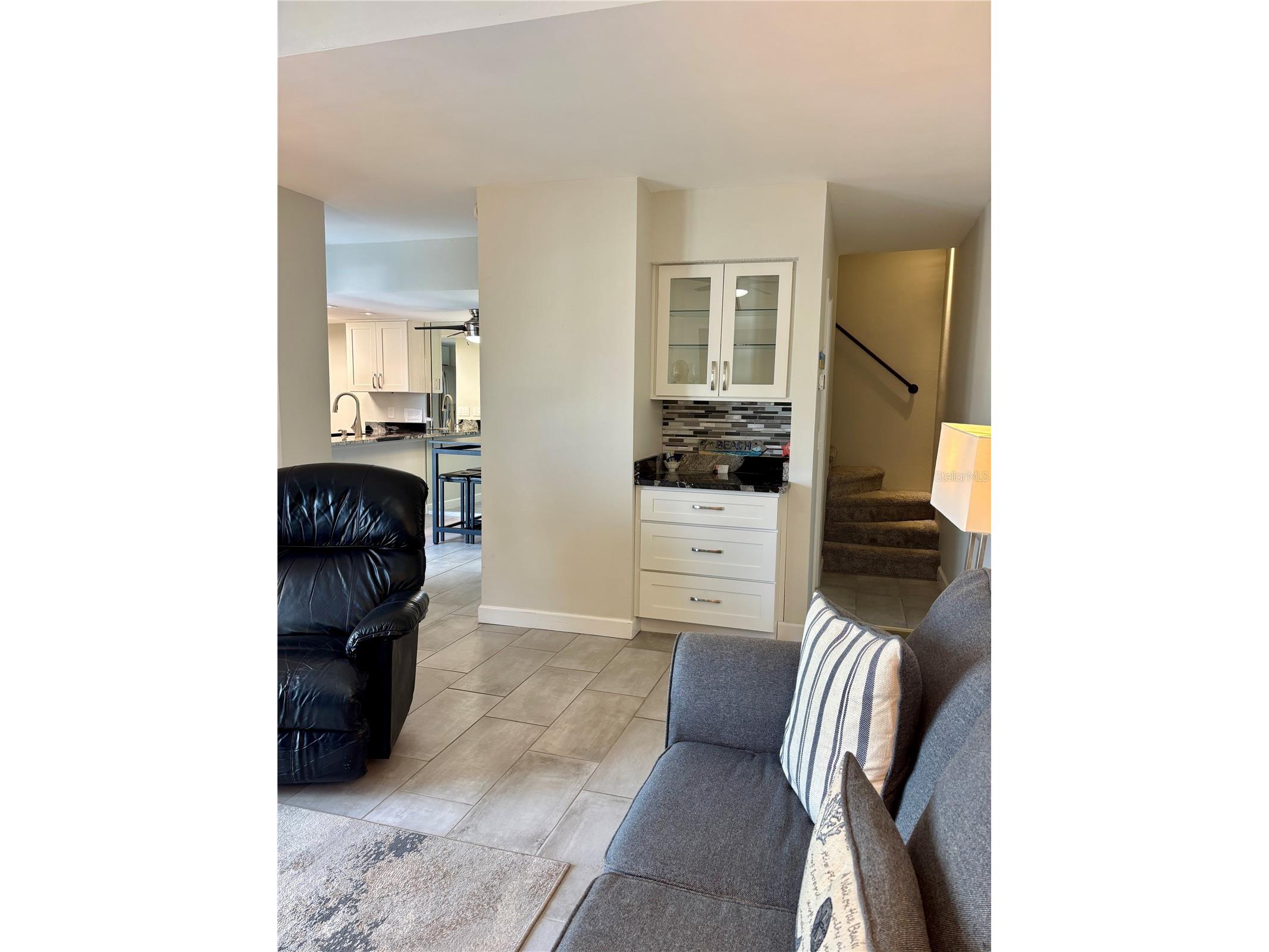 179 Medallion Boulevard #E Madeira Beach FL 33708 - BOCA CIEGA BAY TB8460556 image4