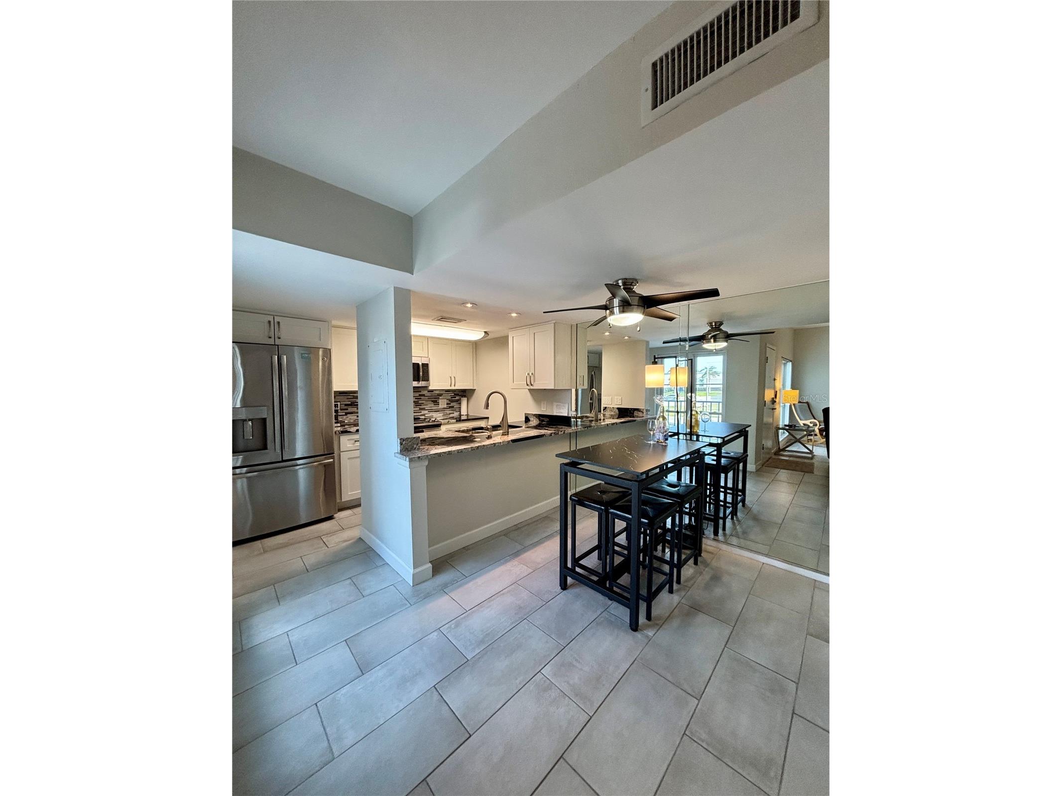 179 Medallion Boulevard #E Madeira Beach FL 33708 - BOCA CIEGA BAY TB8460556 image5