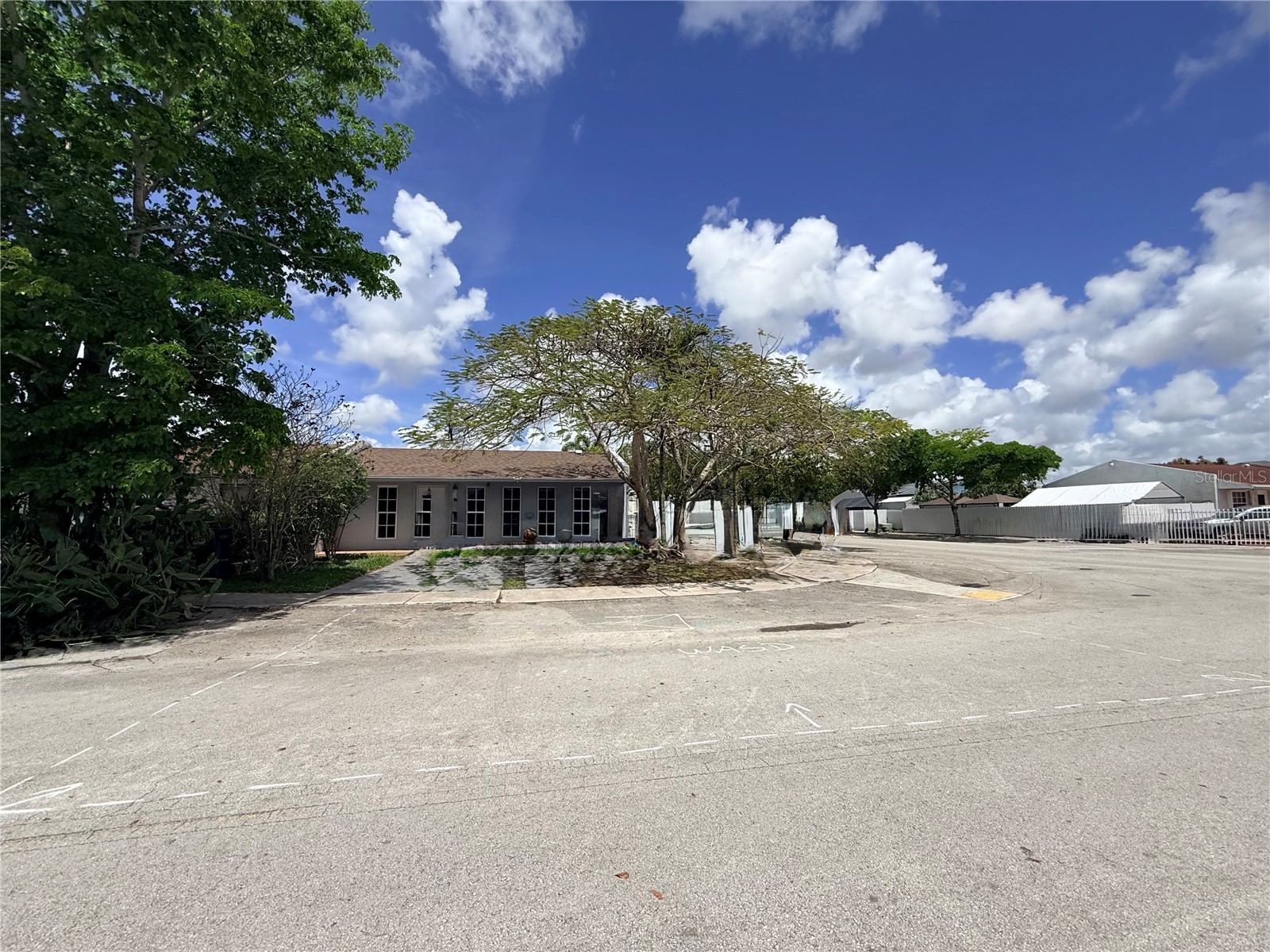  Miami FL 33175 J999708 image1