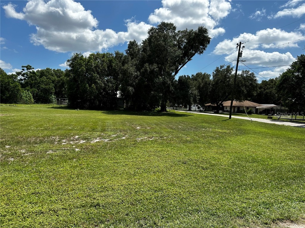 N Center Street Lake Wales FL 33859 P4927134 image1