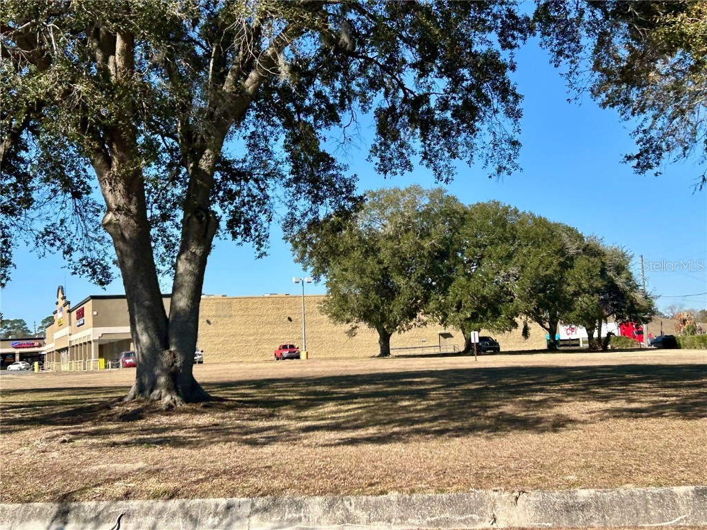 2550 N Main Street Gainesville FL 32609 GC527585 image15