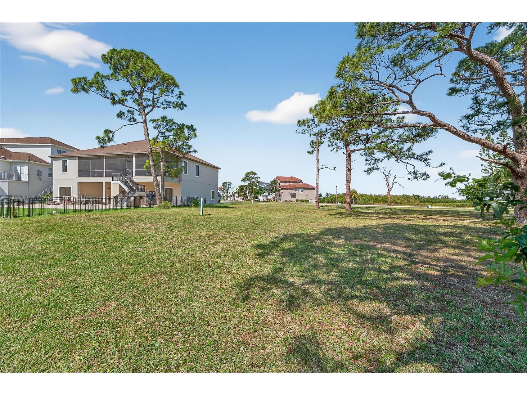 N Pointe Alexis Drive Tarpon Springs FL 34689 TB8492038 image13