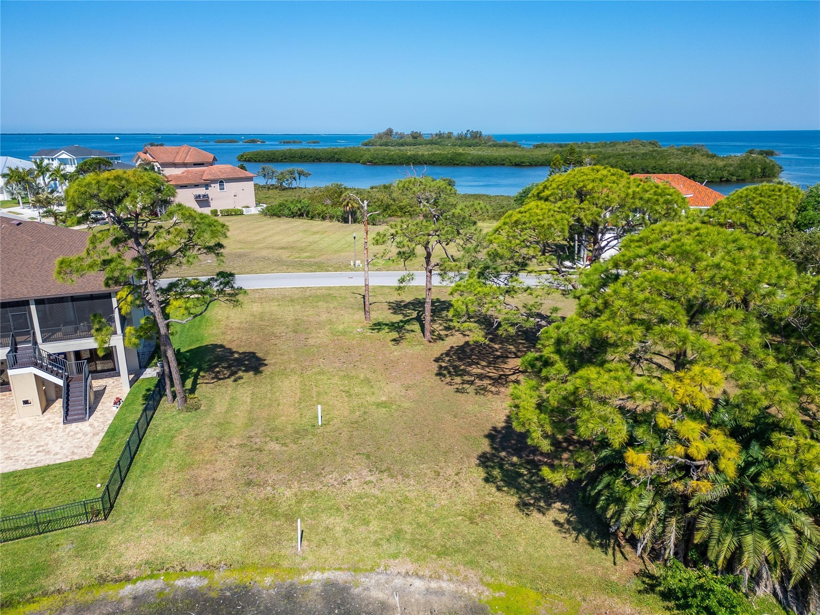 N Pointe Alexis Drive Tarpon Springs FL 34689 TB8492038 image15