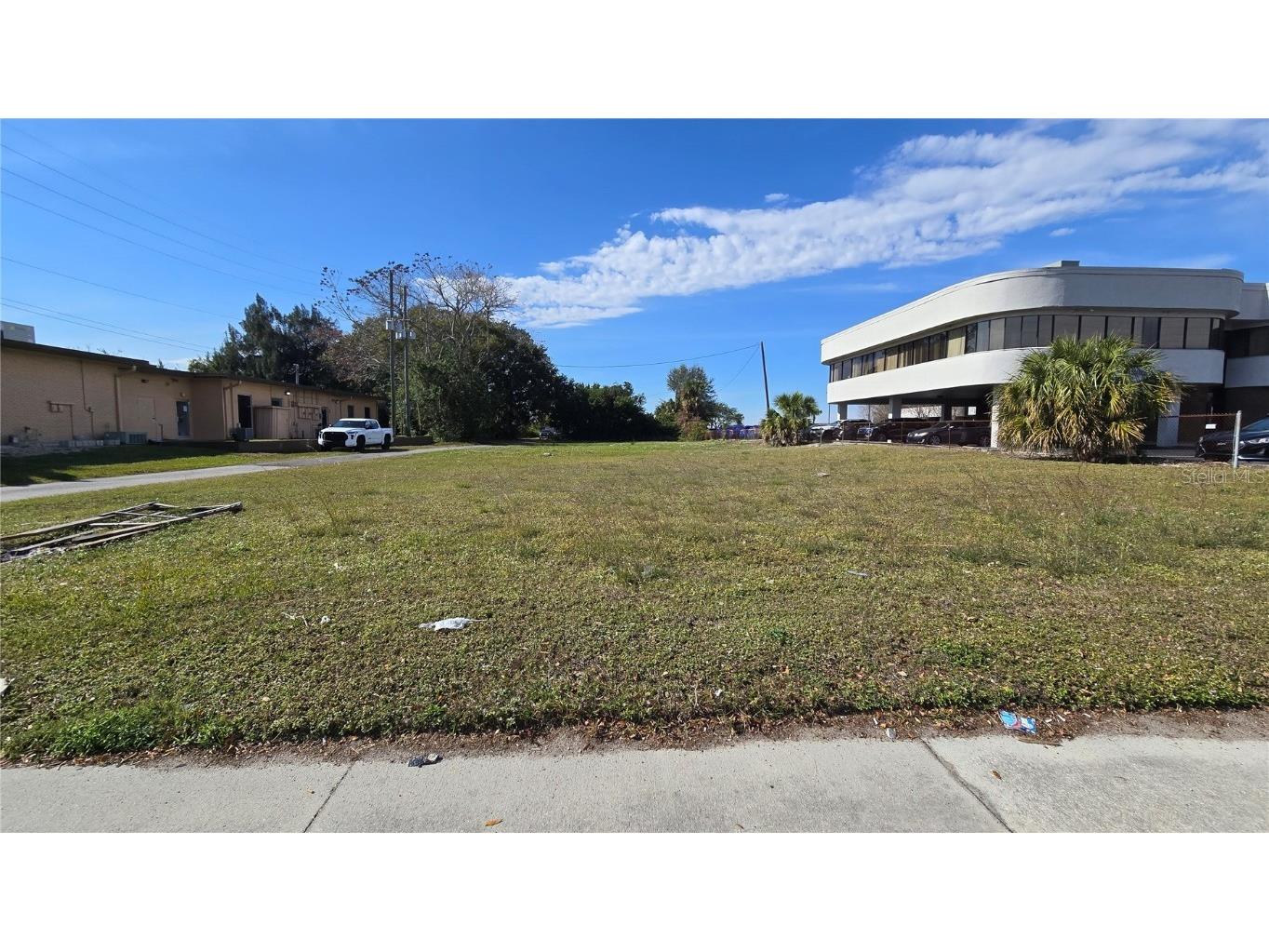 N Semoran Blvd Orlando FL 32807 S5118983 image2