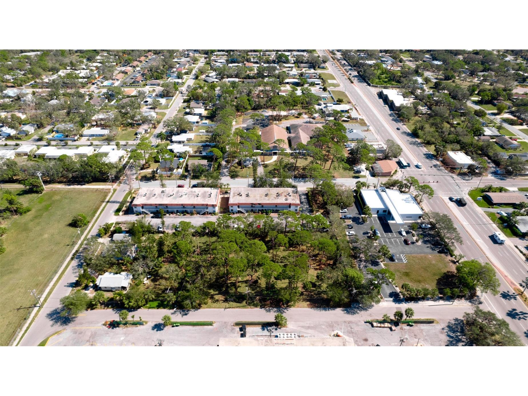 N Shade Avenue Sarasota FL 34237 A4684285 image2