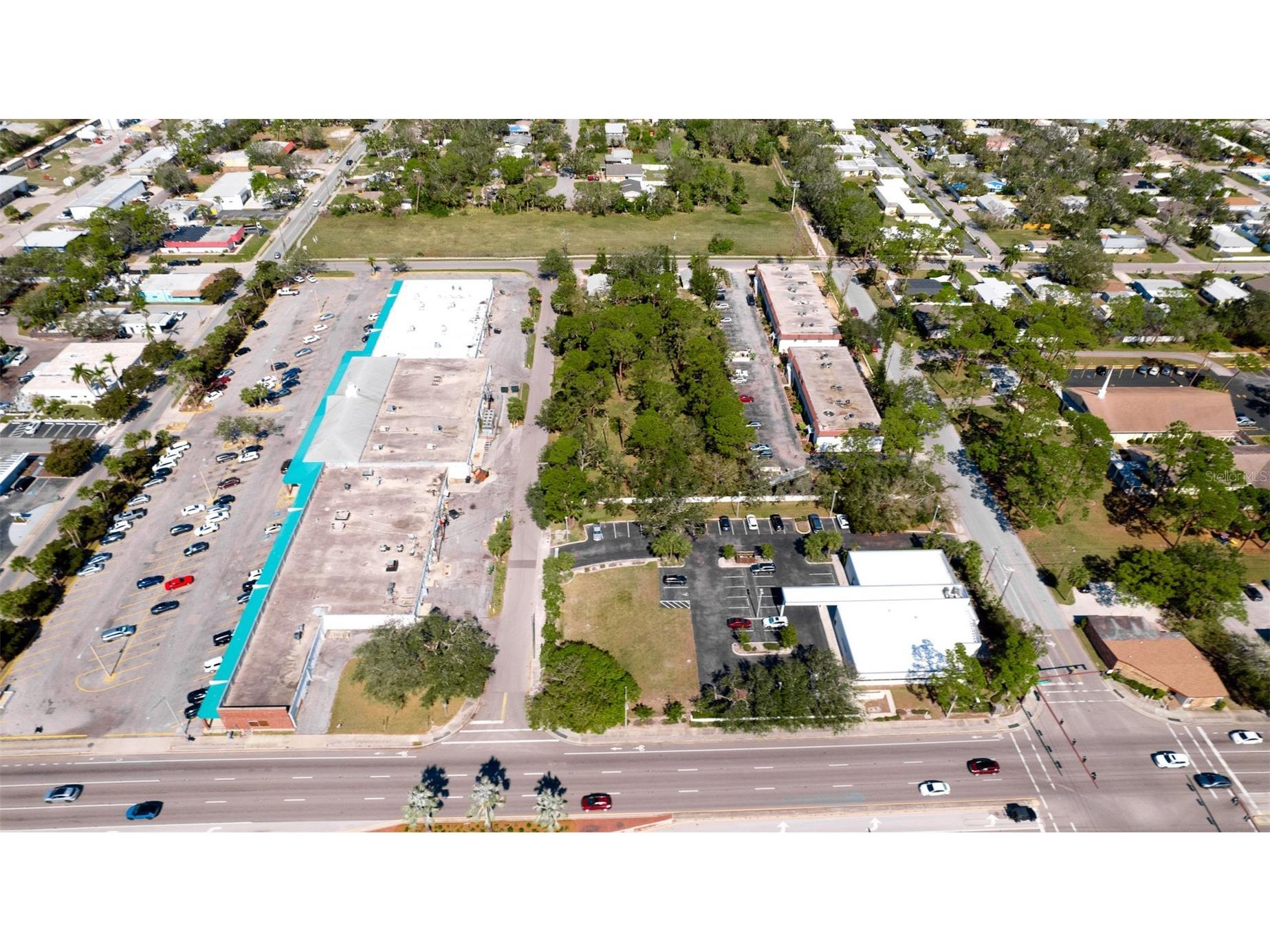 N Shade Avenue Sarasota FL 34237 A4684285 image4
