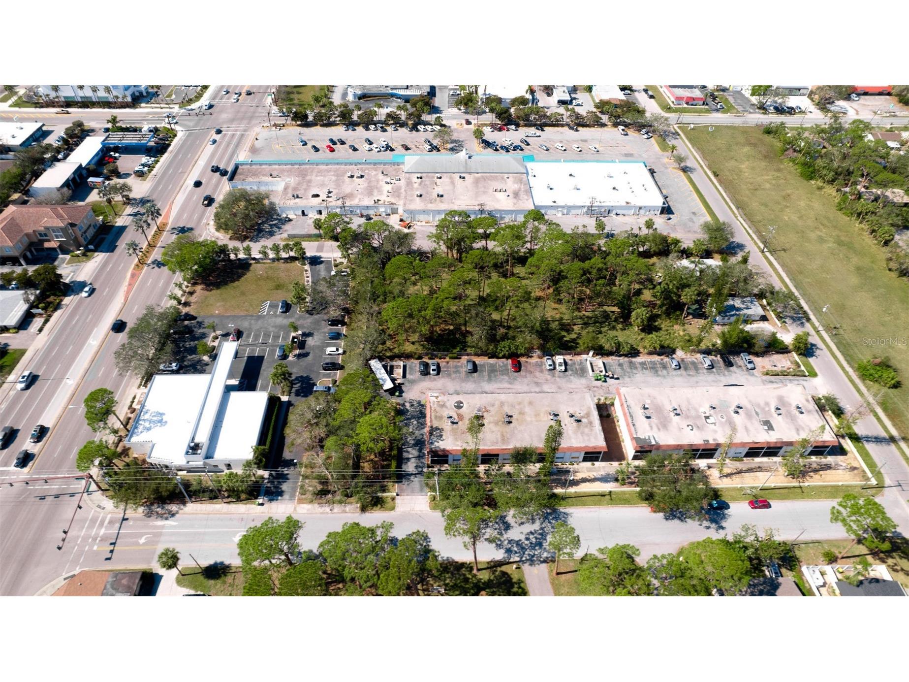 N Shade Avenue Sarasota FL 34237 A4684285 image5