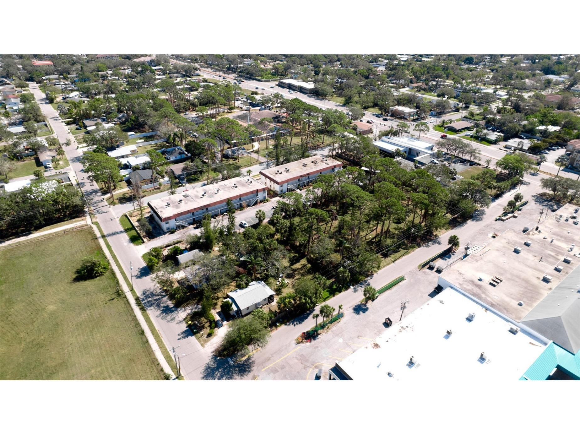 N Shade Avenue Sarasota FL 34237 A4684285 image9